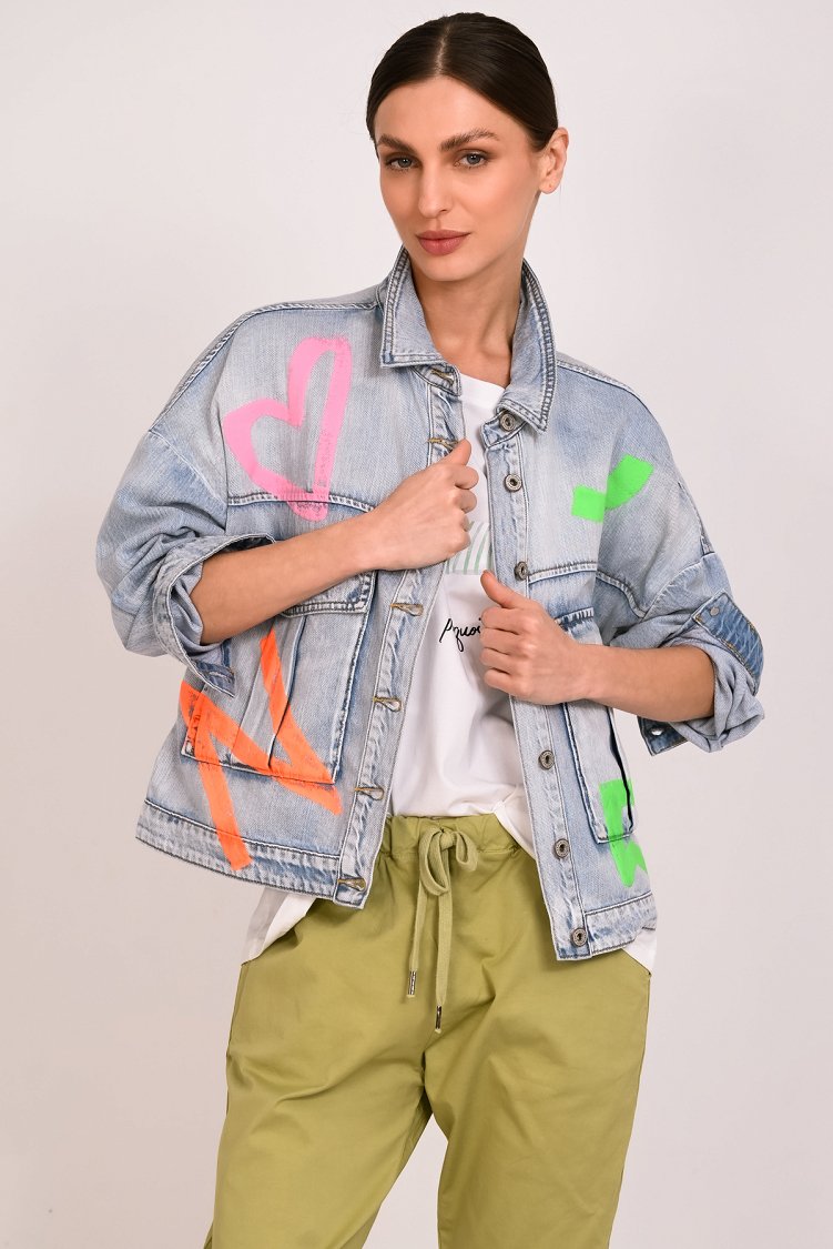 Jean jacket με χρωματιστά γράμματα