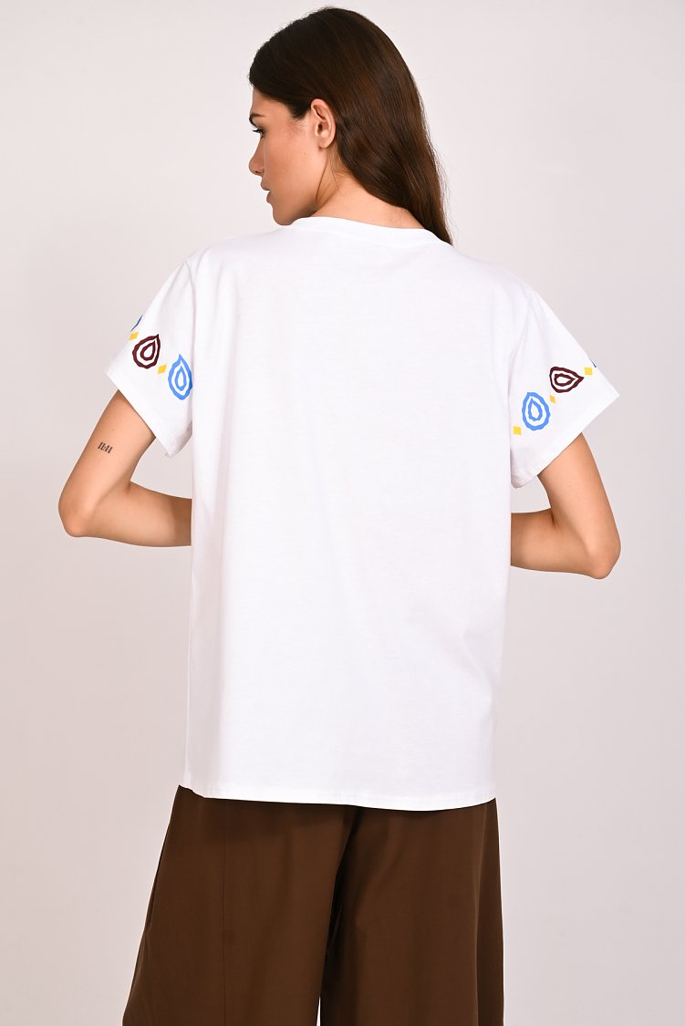 T-shirt με στάμπα λαχούρια