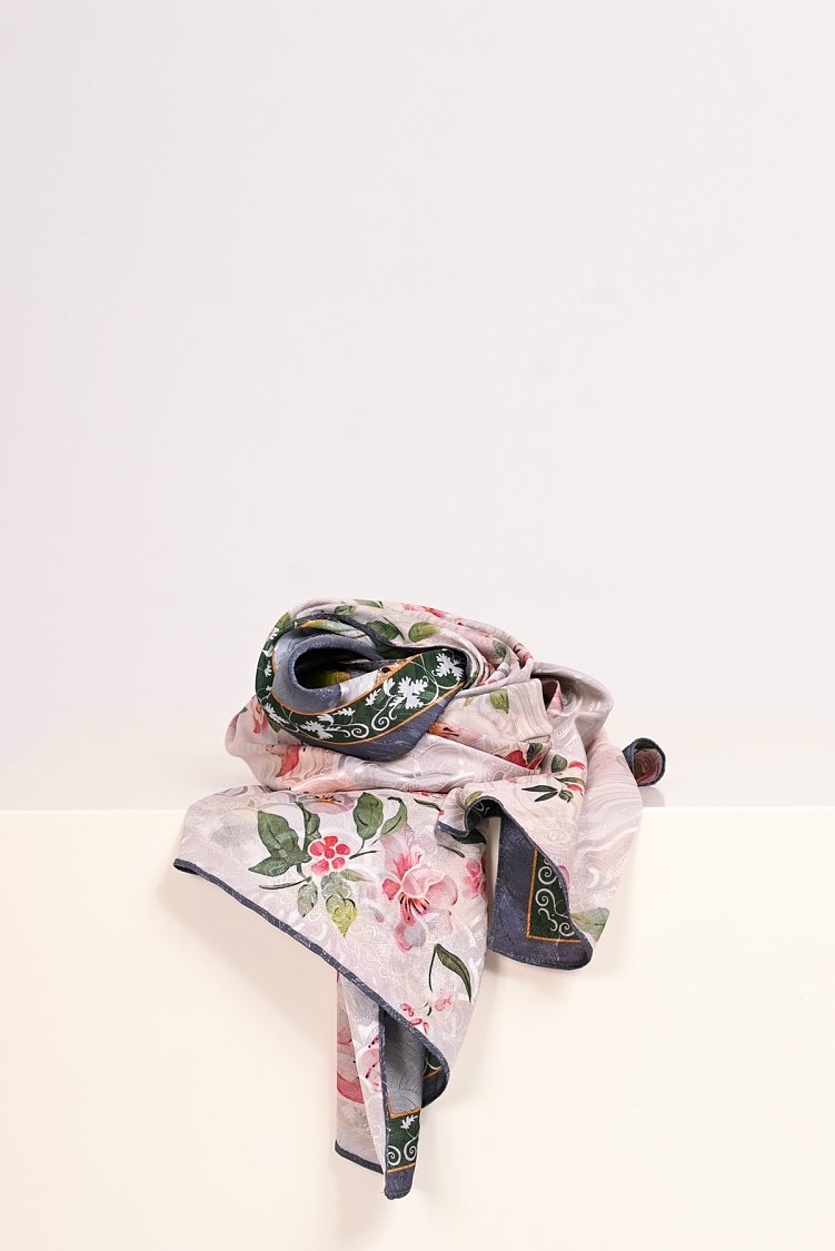 Φουλάρι floral με μετάξι