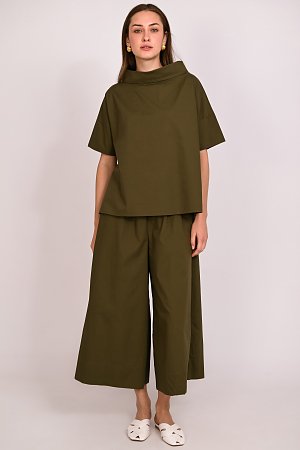 Παντελόνα cropped με λάστιχο στη μέση και κορδόνι