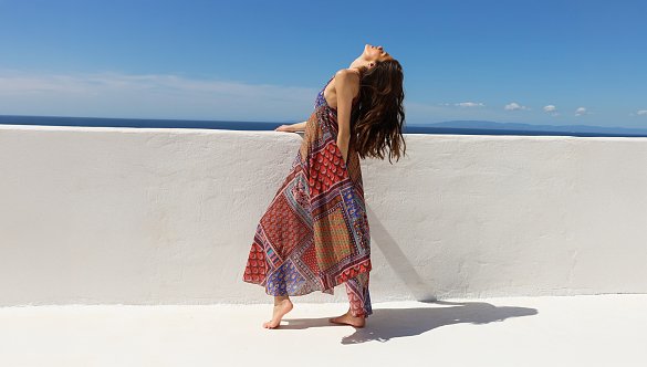 Feel the Light: 22 outfits για κάθε στιγμή του καλοκαιριού!