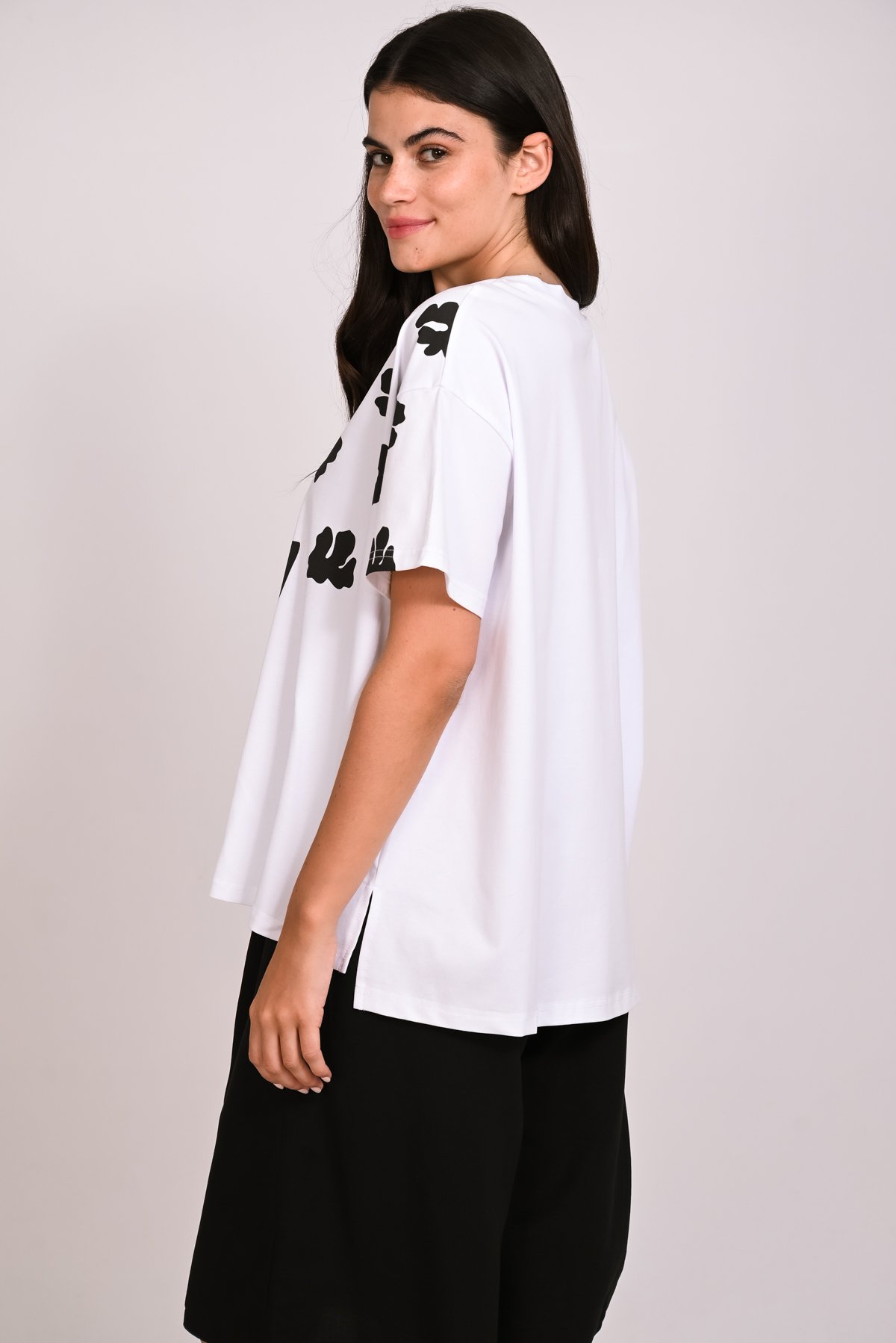T-shirt με λουλούδια