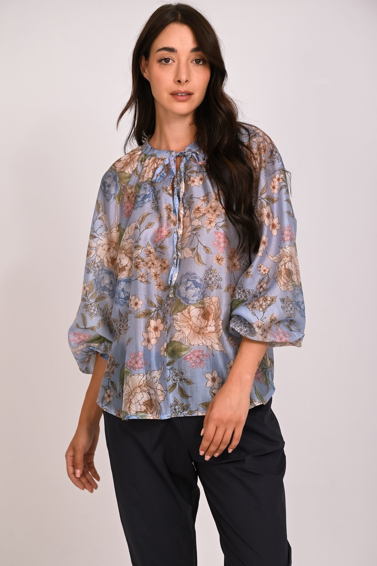 Μπλούζα floral με δέσιμο στο λαιμό