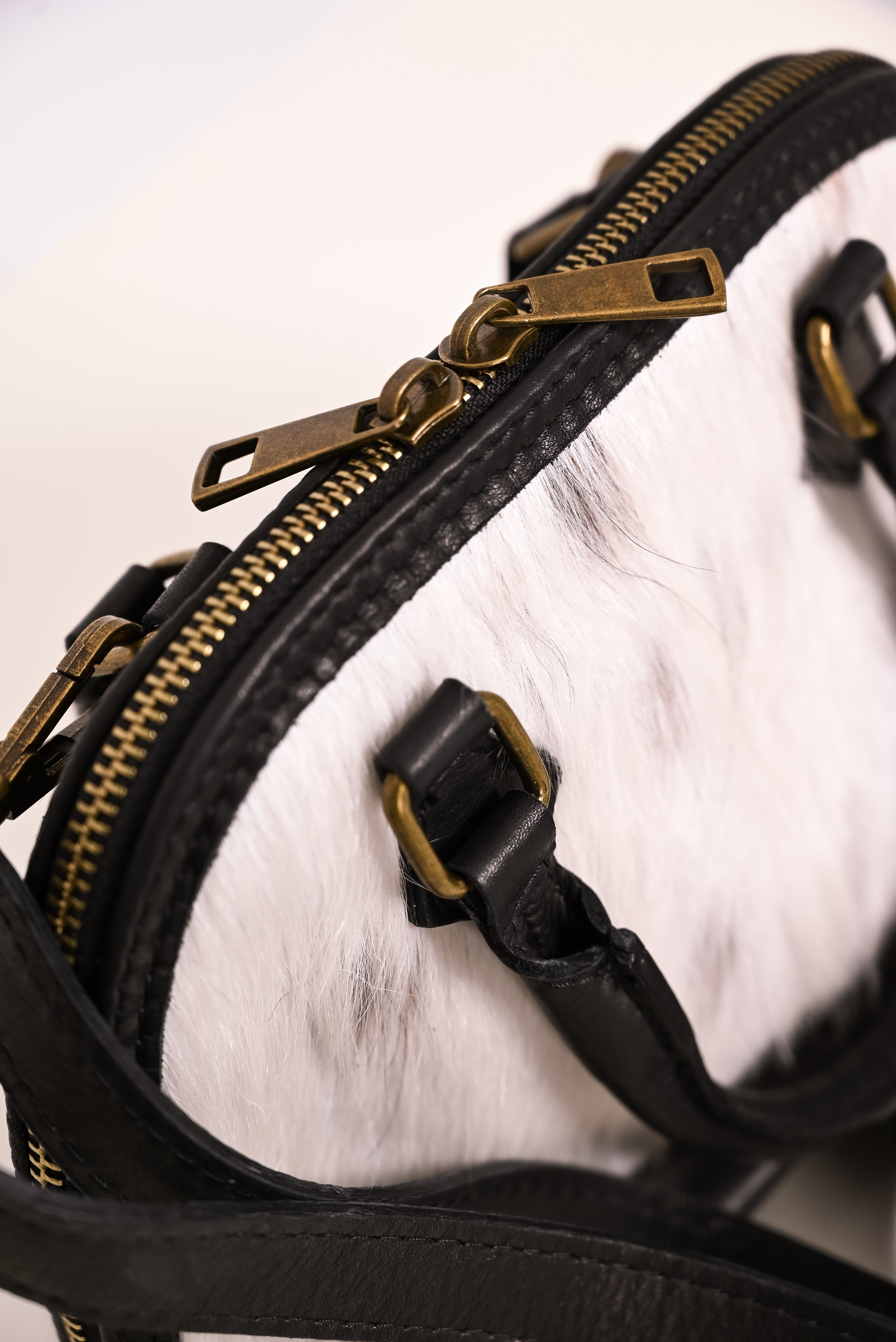 Τσάντα χεριού μικρή pony skin