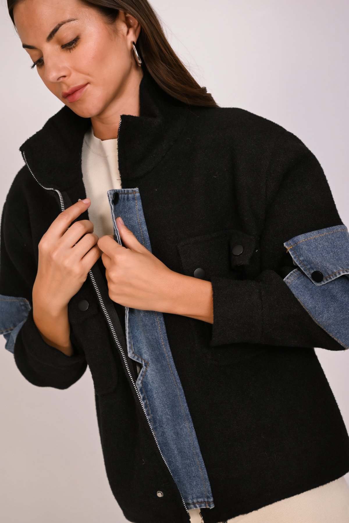 Bomber με jean λεπτομέρειες
